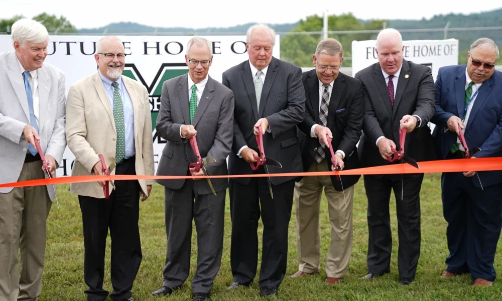Ribbon Cutting at Yeager Airport