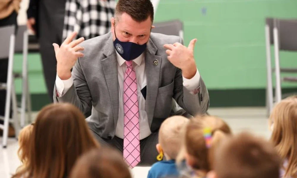 Superintendent Clayton Burch talks to a classroom of students after they go back from the COVID pandemic